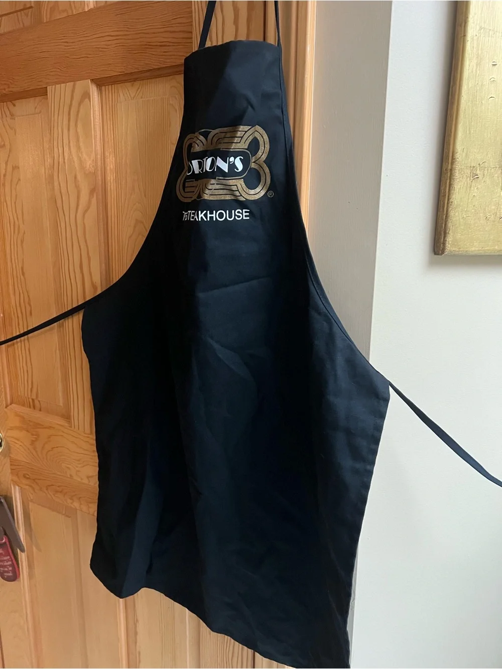 MORTON’S THE STEAKHOUSE Black Logo Apron